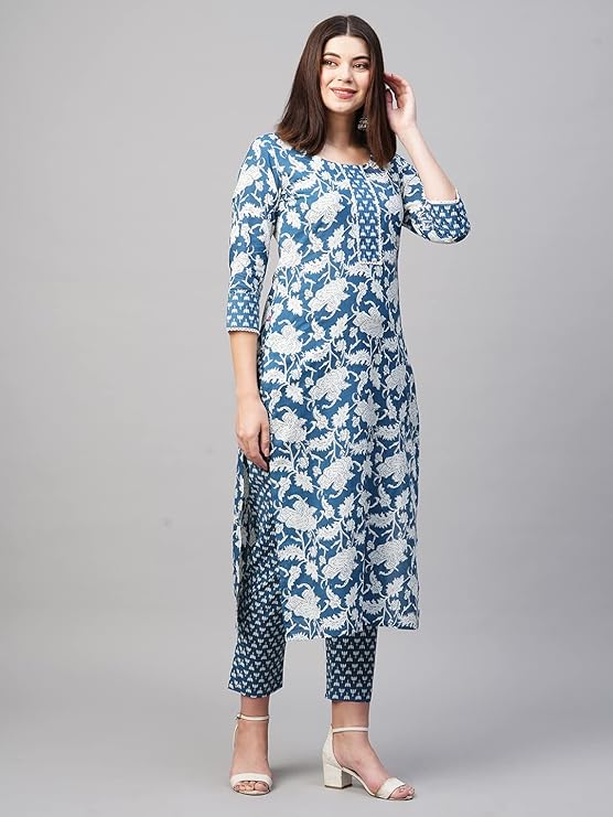 Women Kurta with Pant