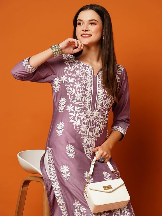 Women's Cotton Blend Straight Chikankari Embroidered Kurta